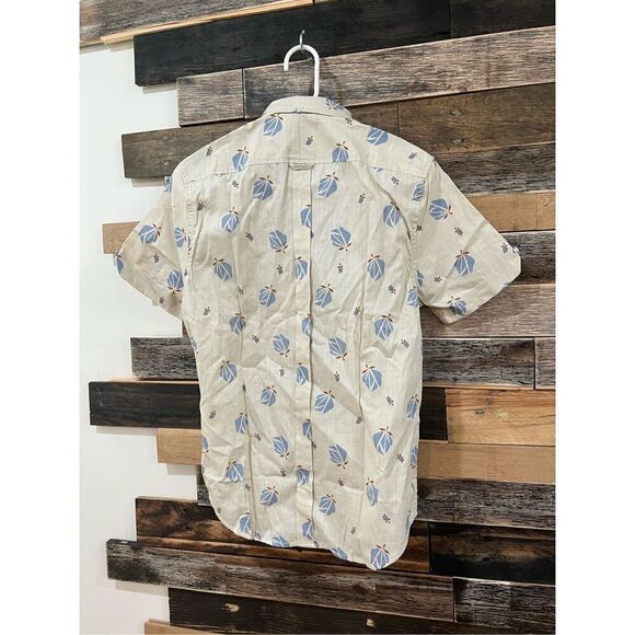 Ben Sherman NWT Digi Floral Print Short Sleeve Woven sz S - Picture 4 of 7